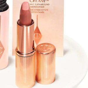Charlotte Tilbury Matte Revolution Lipstick in Pillow Talk